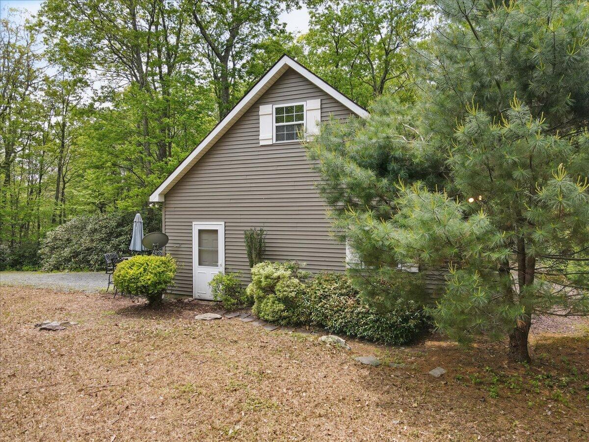 2147 Gravel Road Canadensis, PA 18325 - Photo 44 of 57 47-Photo_046