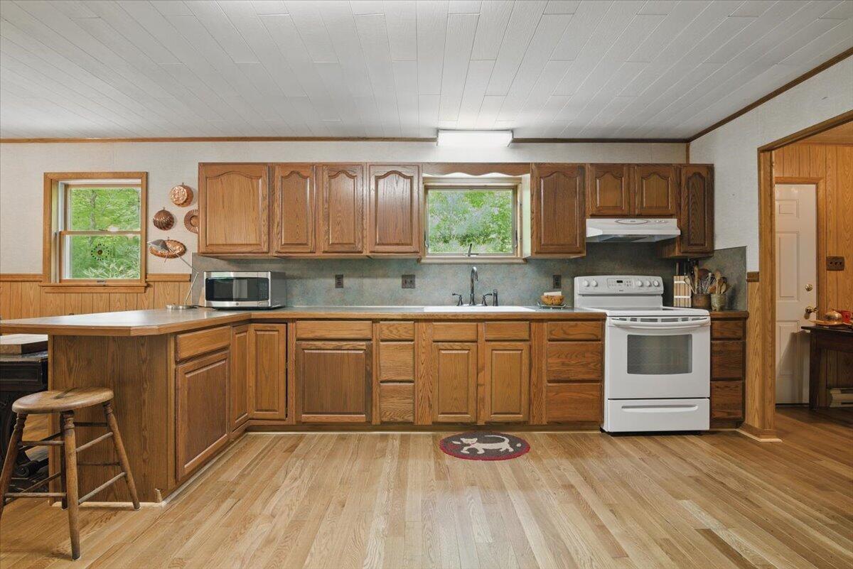 2147 Gravel Road Canadensis, PA 18325 - Photo 10 of 57 13-Photo_028