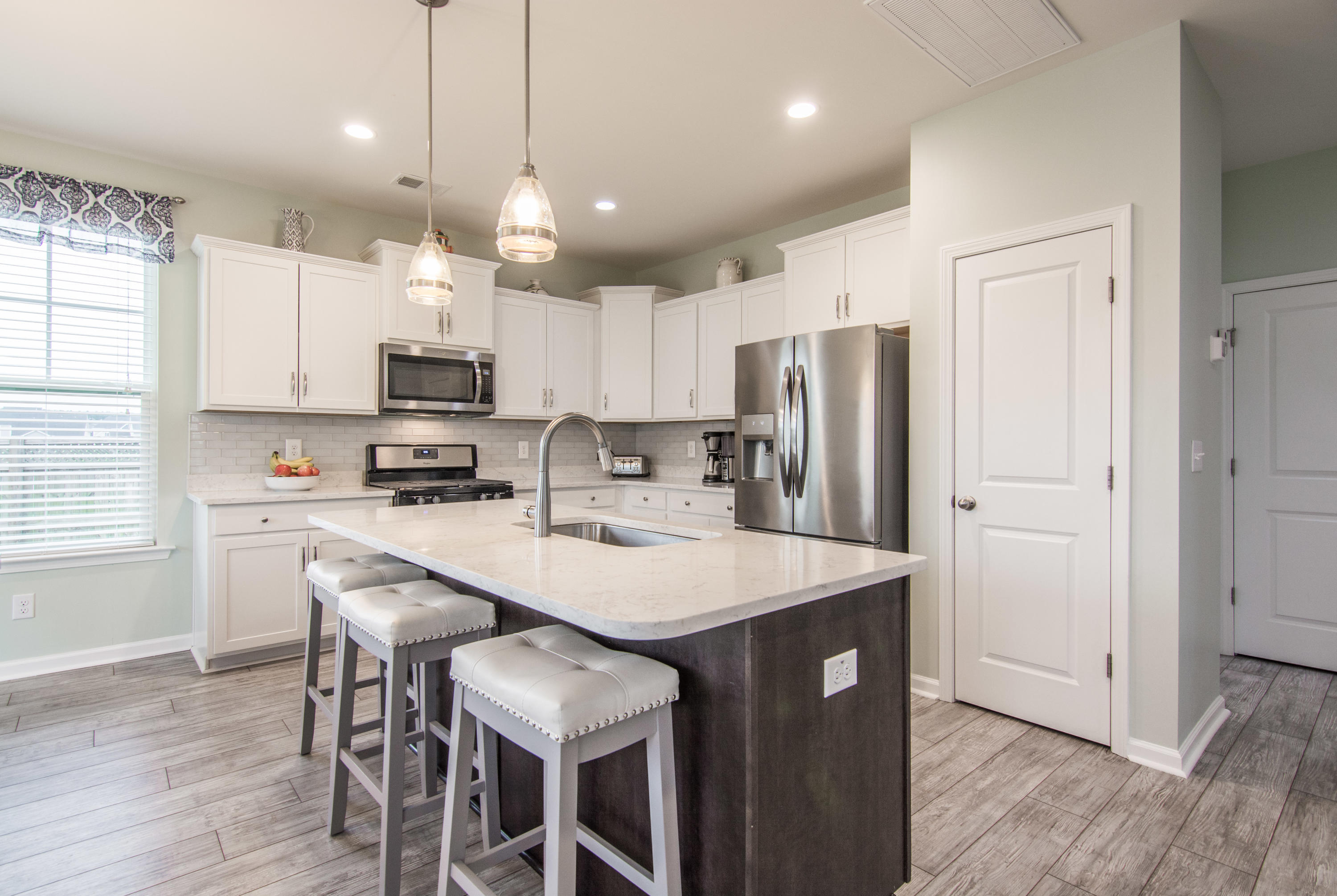 155 Oyama Road Summerville, SC 29486 - Photo 11 of 29 kitchen