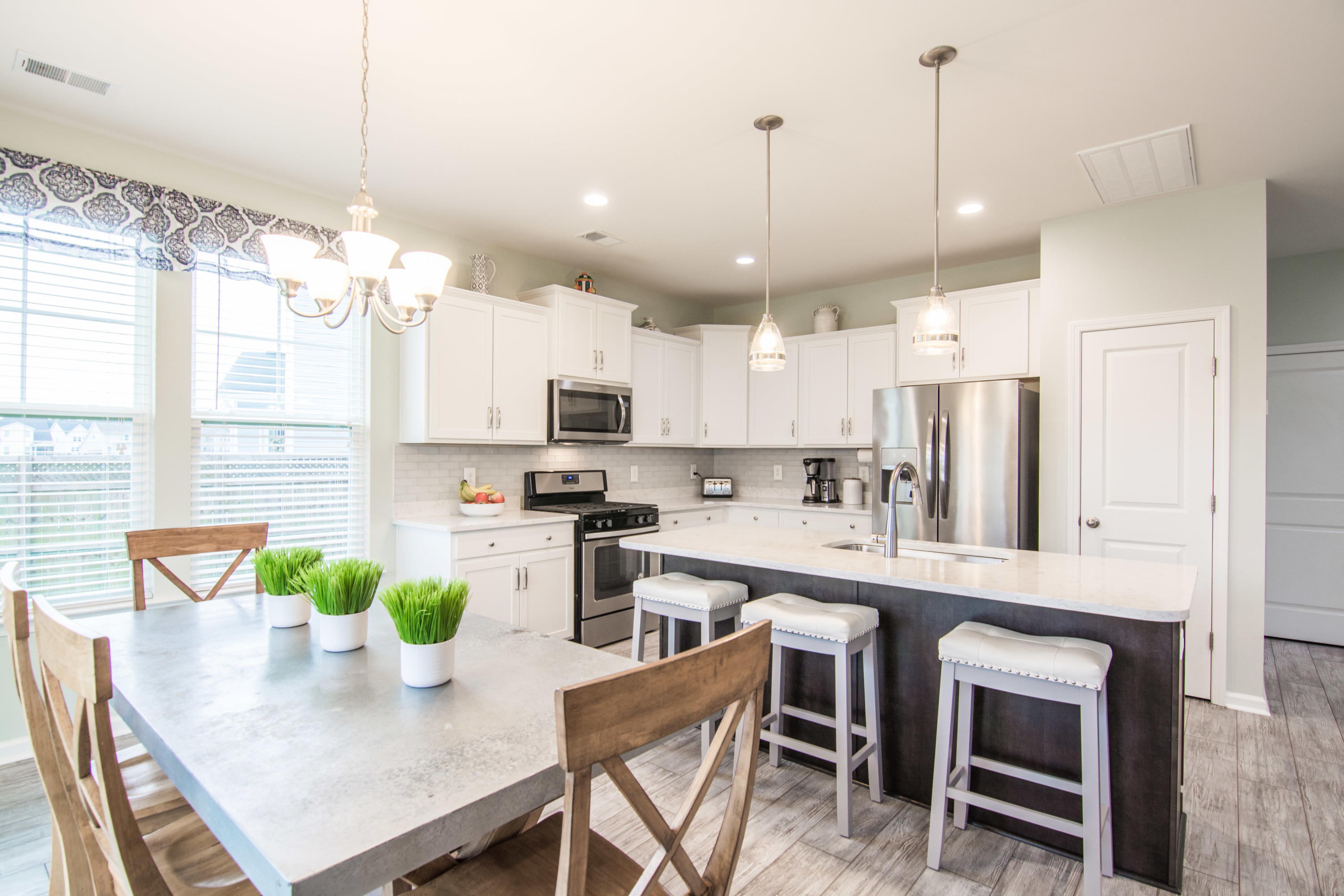 155 Oyama Road Summerville, SC 29486 - Photo 12 of 29 kitchen/dining