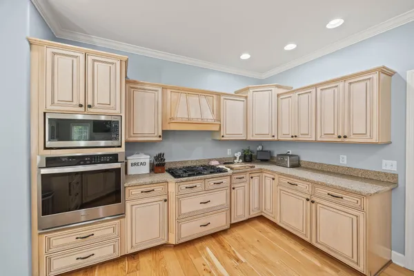 $929,999 | 992 Stonebridge Circle, Cookeville, TN 38501