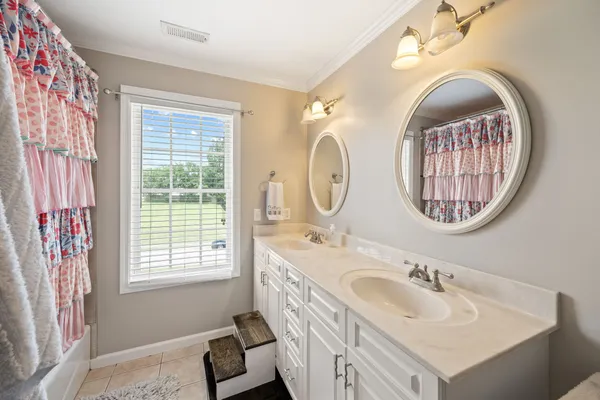 $929,999 | 992 Stonebridge Circle, Cookeville, TN 38501