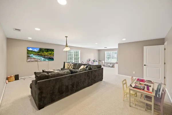 $929,999 | 992 Stonebridge Circle, Cookeville, TN 38501