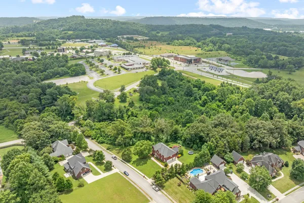 $929,999 | 992 Stonebridge Circle, Cookeville, TN 38501