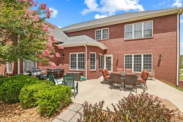 $929,999 | 992 Stonebridge Circle, Cookeville, TN 38501