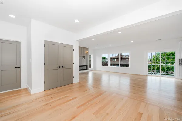 $1,299,000 | 23 Bay Street, Bellmore, NY 11710