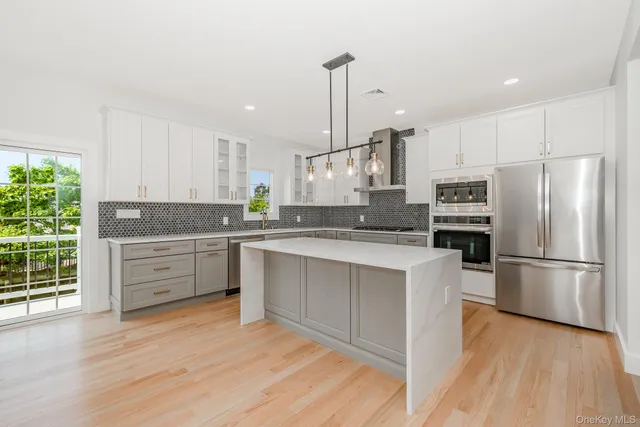 $1,299,000 | 23 Bay Street, Bellmore, NY 11710