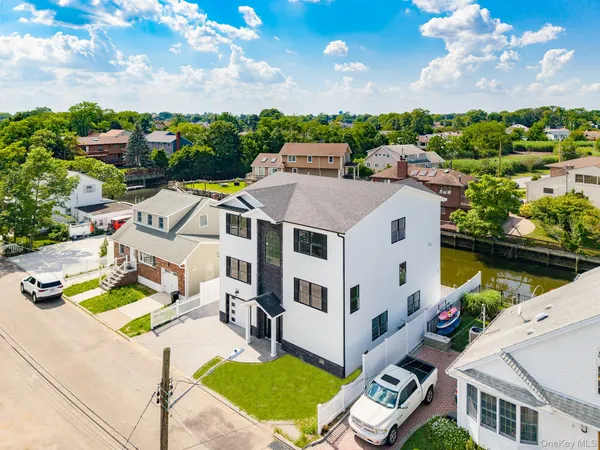 $1,299,000 | 23 Bay Street, Bellmore, NY 11710