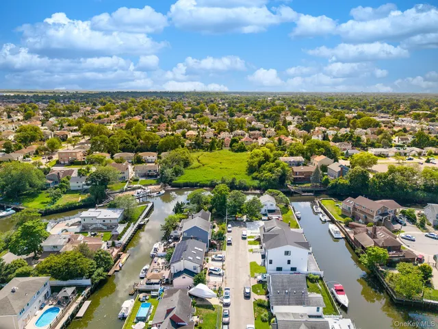 $1,299,000 | 23 Bay Street, Bellmore, NY 11710