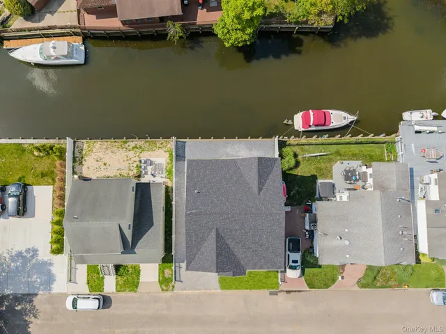 $1,299,000 | 23 Bay Street, Bellmore, NY 11710