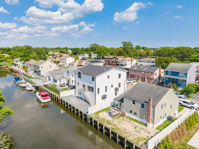 $1,299,000 | 23 Bay Street, Bellmore, NY 11710