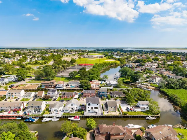 $1,299,000 | 23 Bay Street, Bellmore, NY 11710