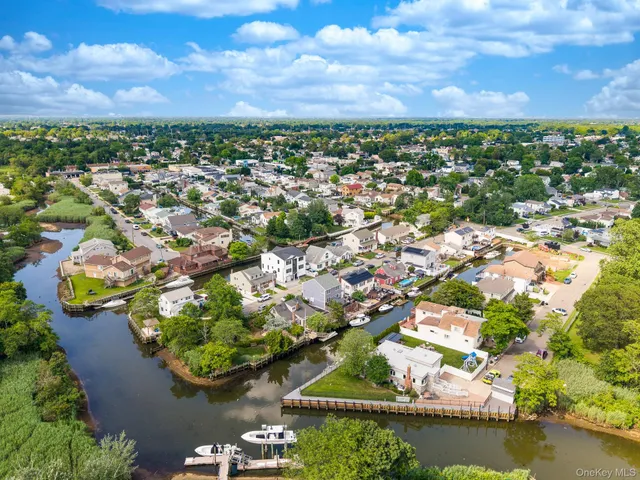 $1,299,000 | 23 Bay Street, Bellmore, NY 11710