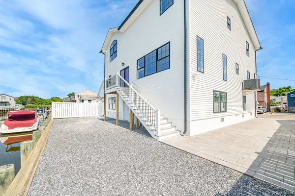 $1,299,000 | 23 Bay Street, Bellmore, NY 11710