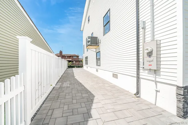 $1,299,000 | 23 Bay Street, Bellmore, NY 11710