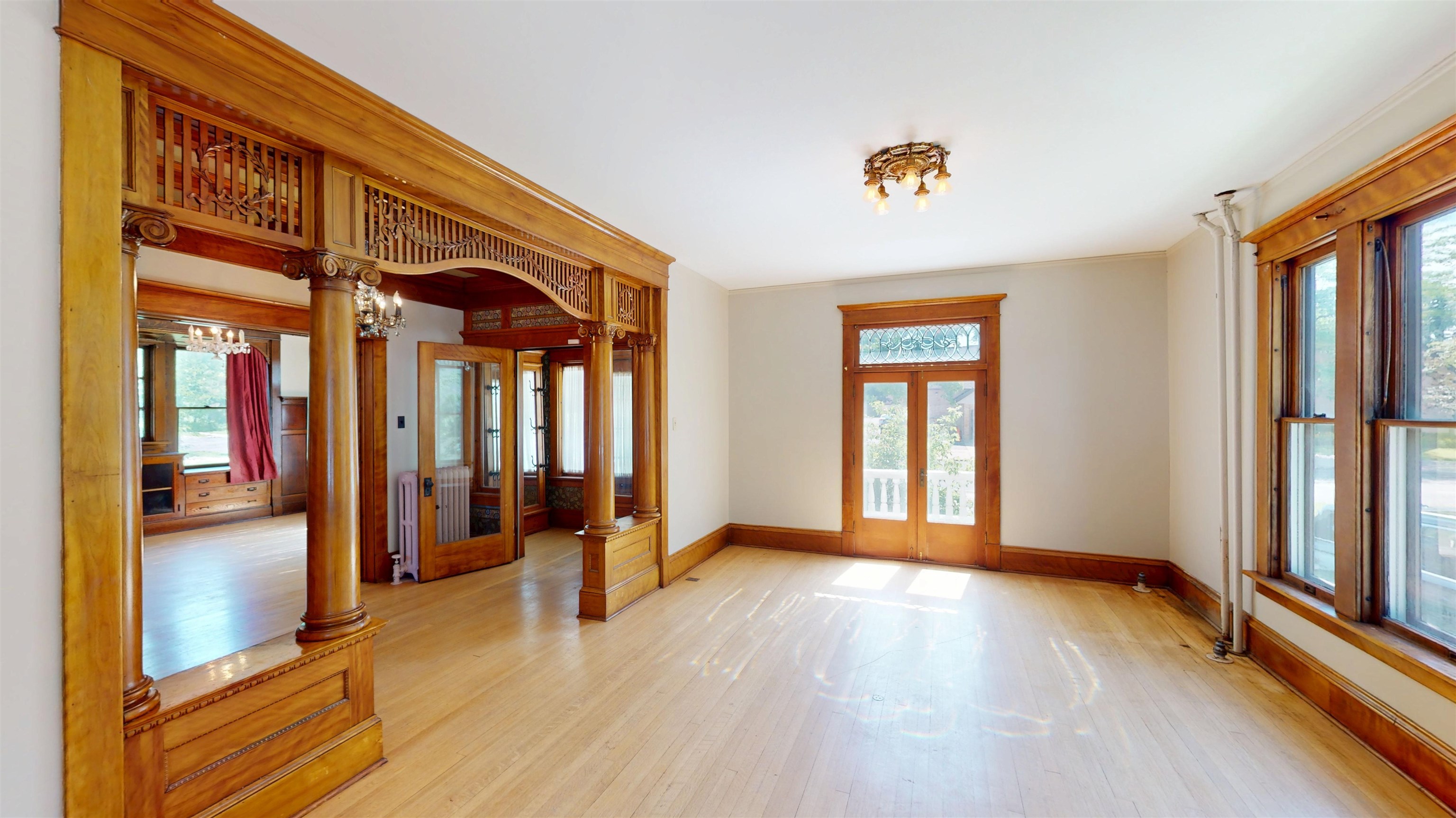 208 South Cherry Avenue Marshfield, WI 54449 - Photo 11 of 48