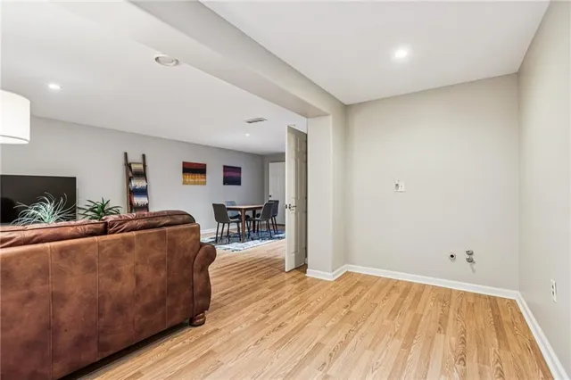 $479,500 | 1022 Southwest Cheshire Drive, Lee's Summit, MO 64083