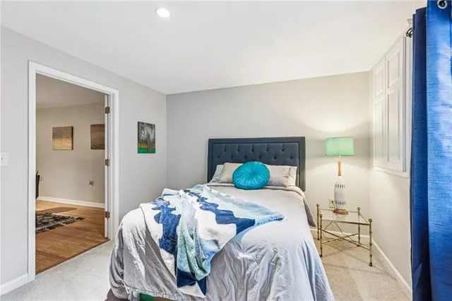 $479,500 | 1022 Southwest Cheshire Drive, Lee's Summit, MO 64083