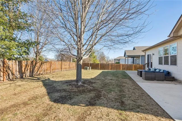 $479,500 | 1022 Southwest Cheshire Drive, Lee's Summit, MO 64083