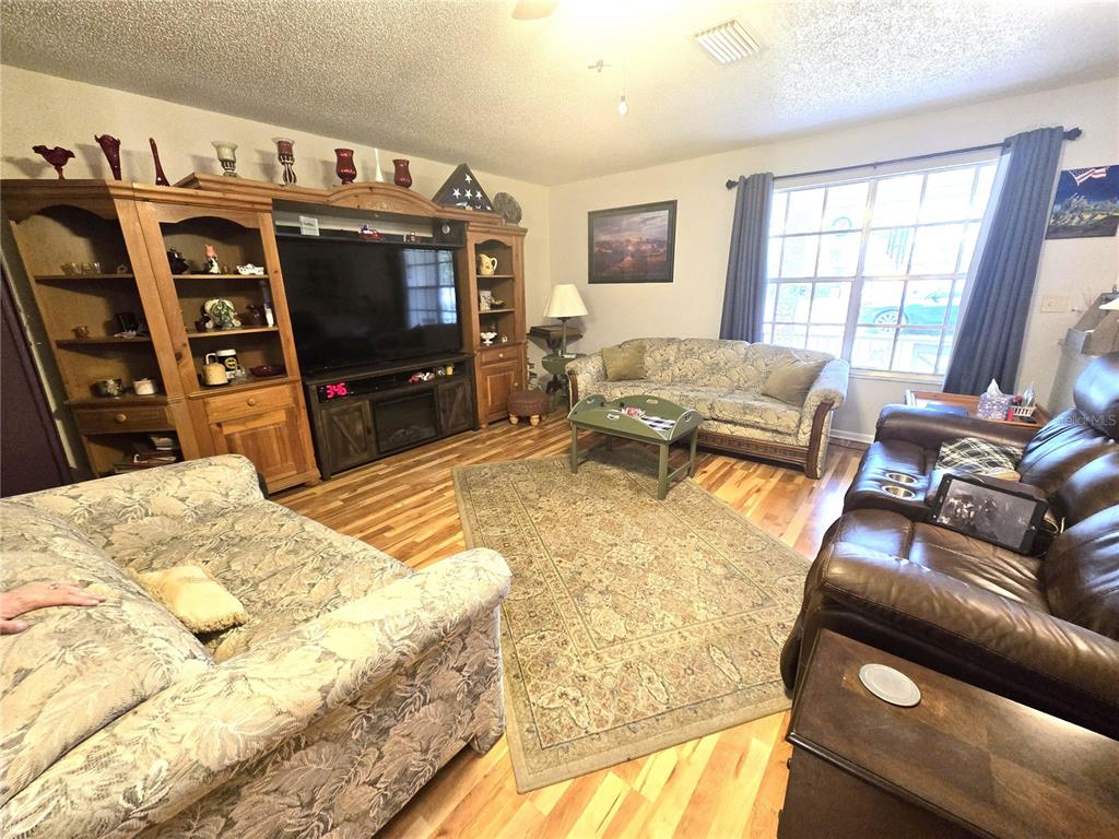 37 Oak Loop Ocala, FL 34472 - Photo 7 of 23