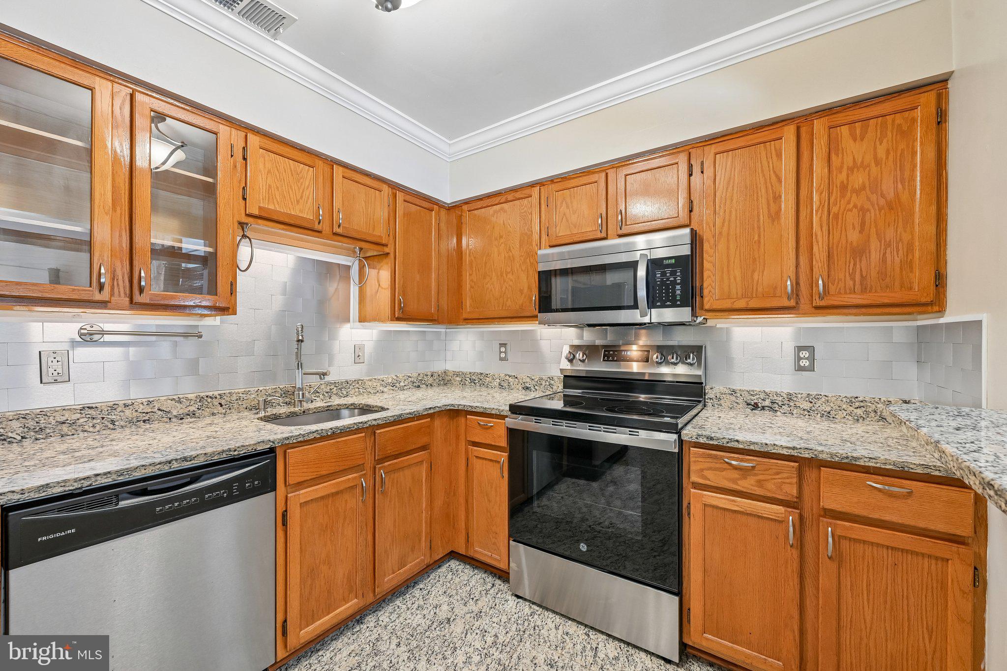 9411 Nicklaus Lane, Unit 62 Laurel, MD 20708 - Photo 6 of 68