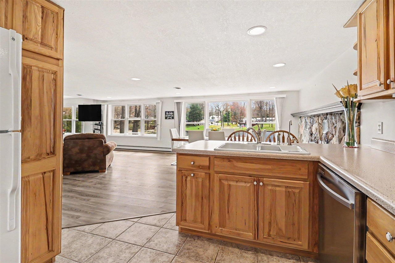 6875 West Illinois Road Ludington, MI 49431 - Photo 12 of 38