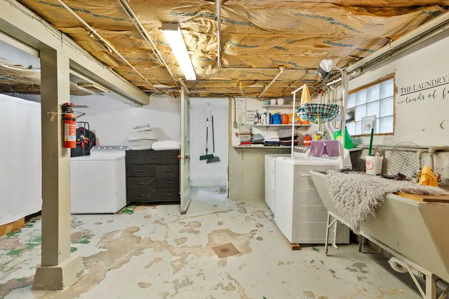 $299,900 | 1536 Kenilworth Avenue, Berwyn, IL 60402