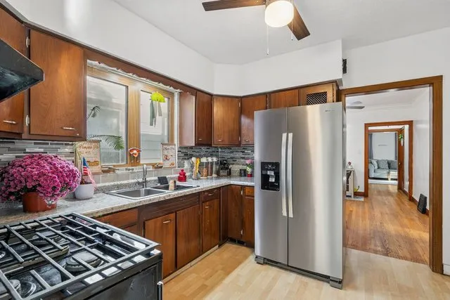 $299,900 | 1536 Kenilworth Avenue, Berwyn, IL 60402