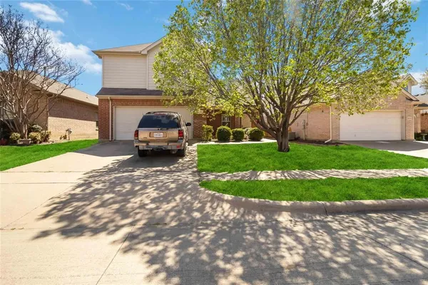 $269,900 | 2680 Silver Hill Drive, Fort Worth, TX 76131
