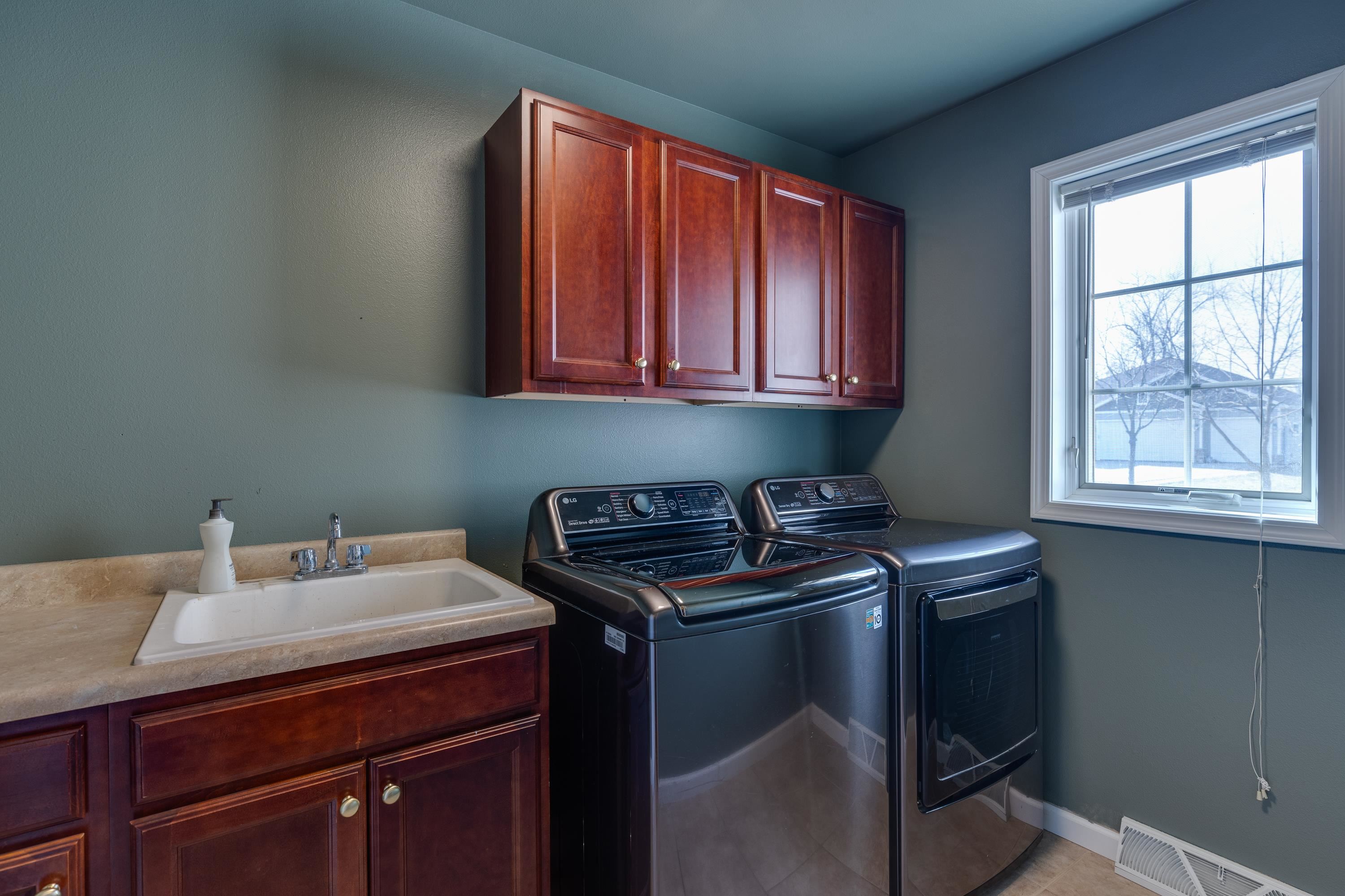 2666 Dungarvan Road Fitchburg, WI 53711 - Photo 12 of 26 Gallery Image 12