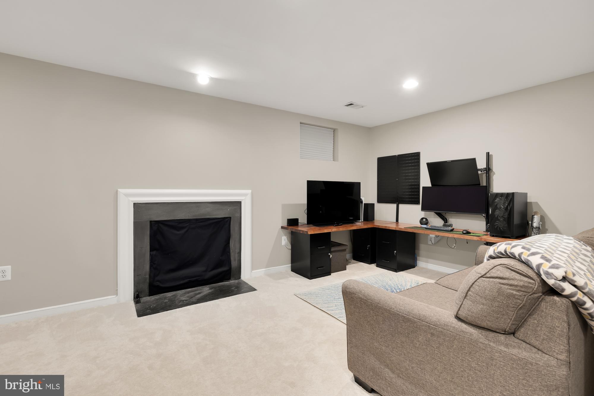 1242 Weatherstone Court Reston, VA 20194 - Photo 27 of 31