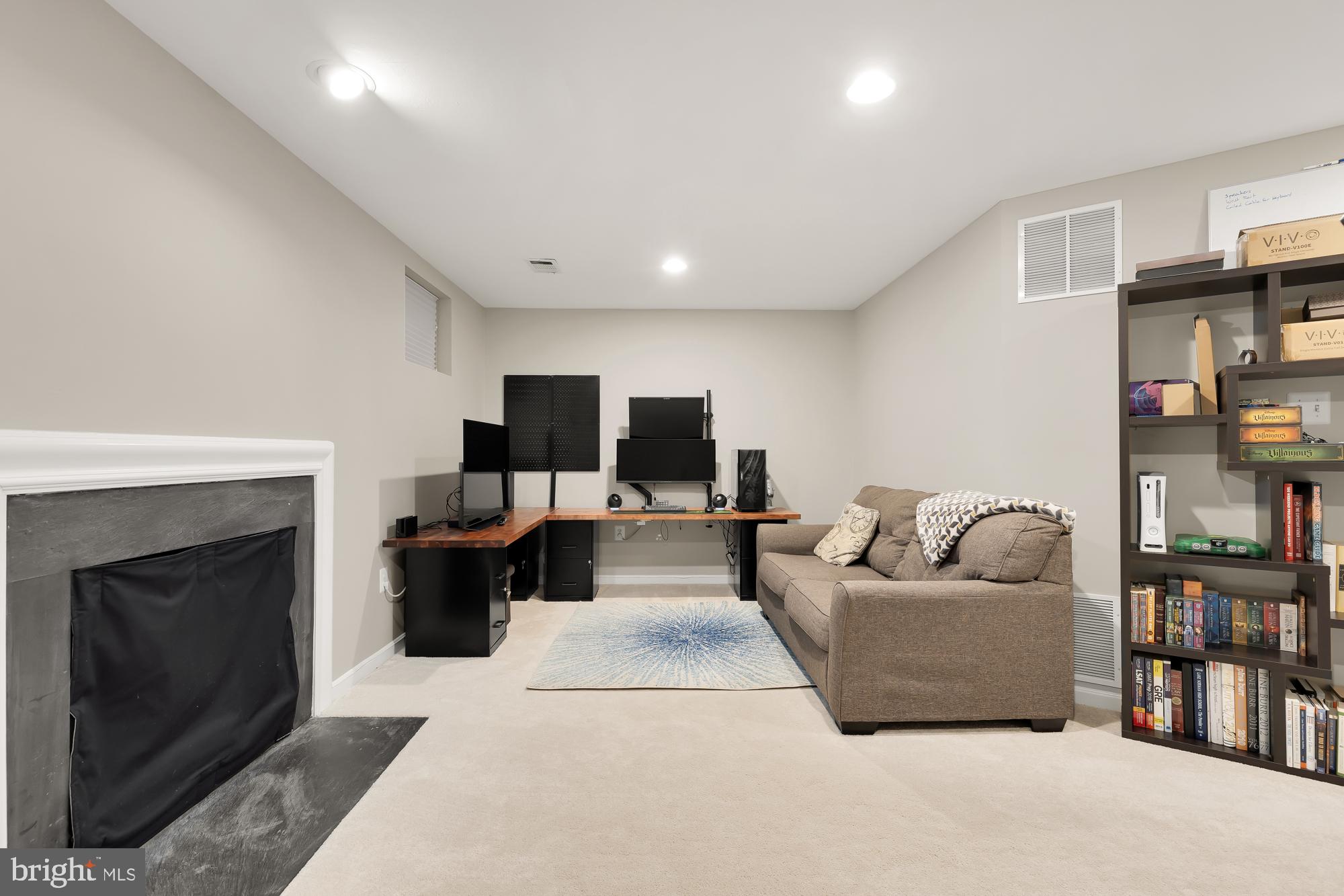 1242 Weatherstone Court Reston, VA 20194 - Photo 28 of 31