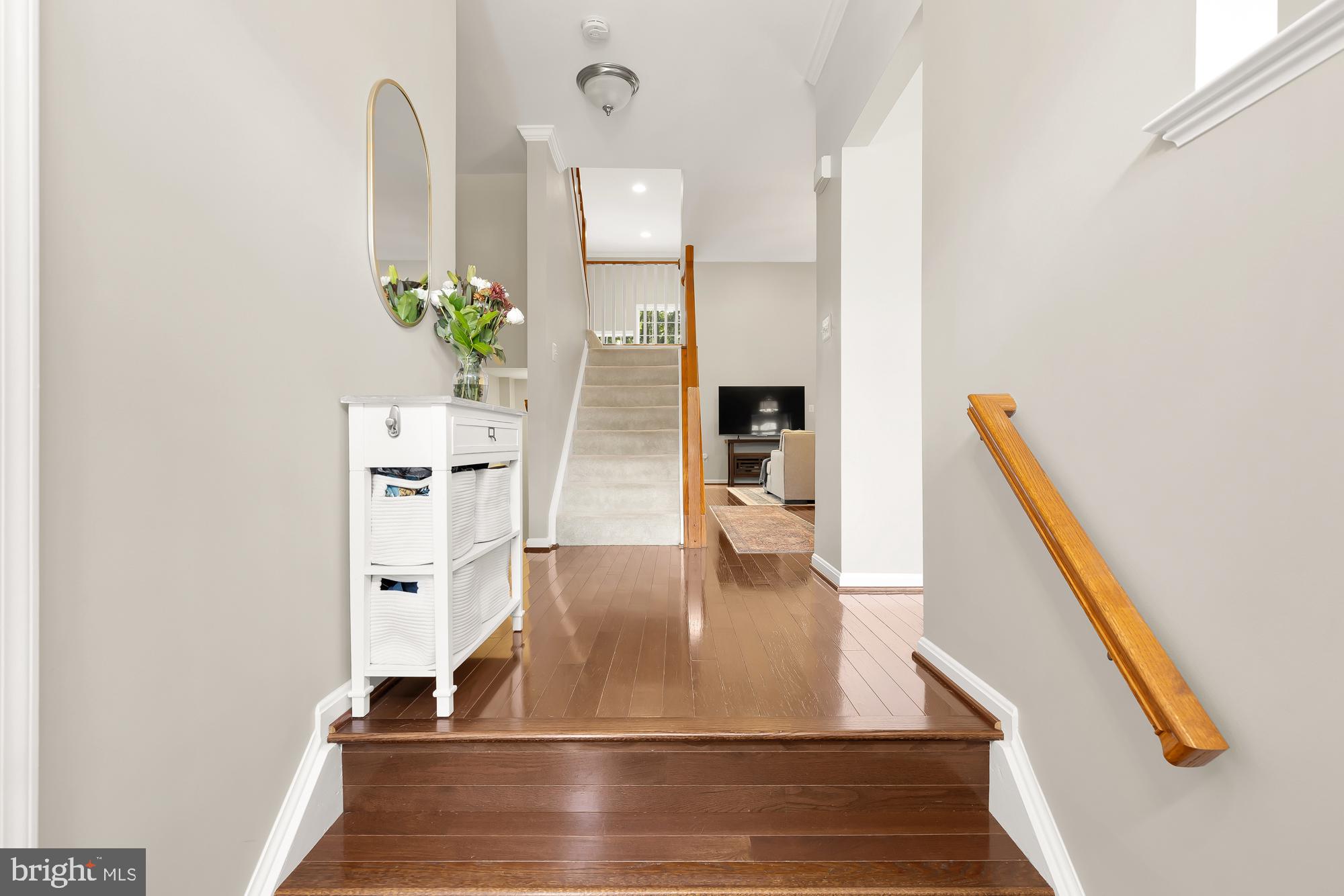 1242 Weatherstone Court Reston, VA 20194 - Photo 4 of 31