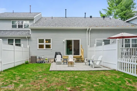 $299,900 | 78 Old Mill Lane, Queensbury, NY 12804