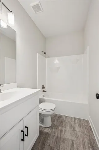 $444,900 | 988 Poplar Lane, Liberty, MO 64068