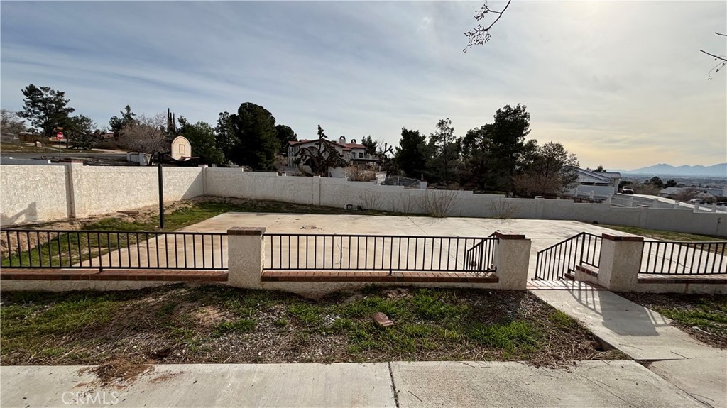 13116 Rincon Road Apple Valley, CA 92308 - Photo 52 of 62 a view of a bench in balcony