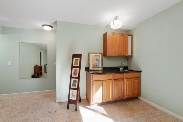 $325,000 | 221 River Woods Lane, Burnsville, MN 55337