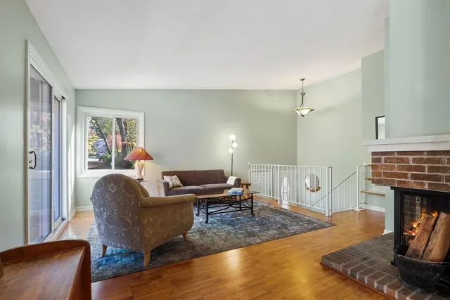 $325,000 | 221 River Woods Lane, Burnsville, MN 55337