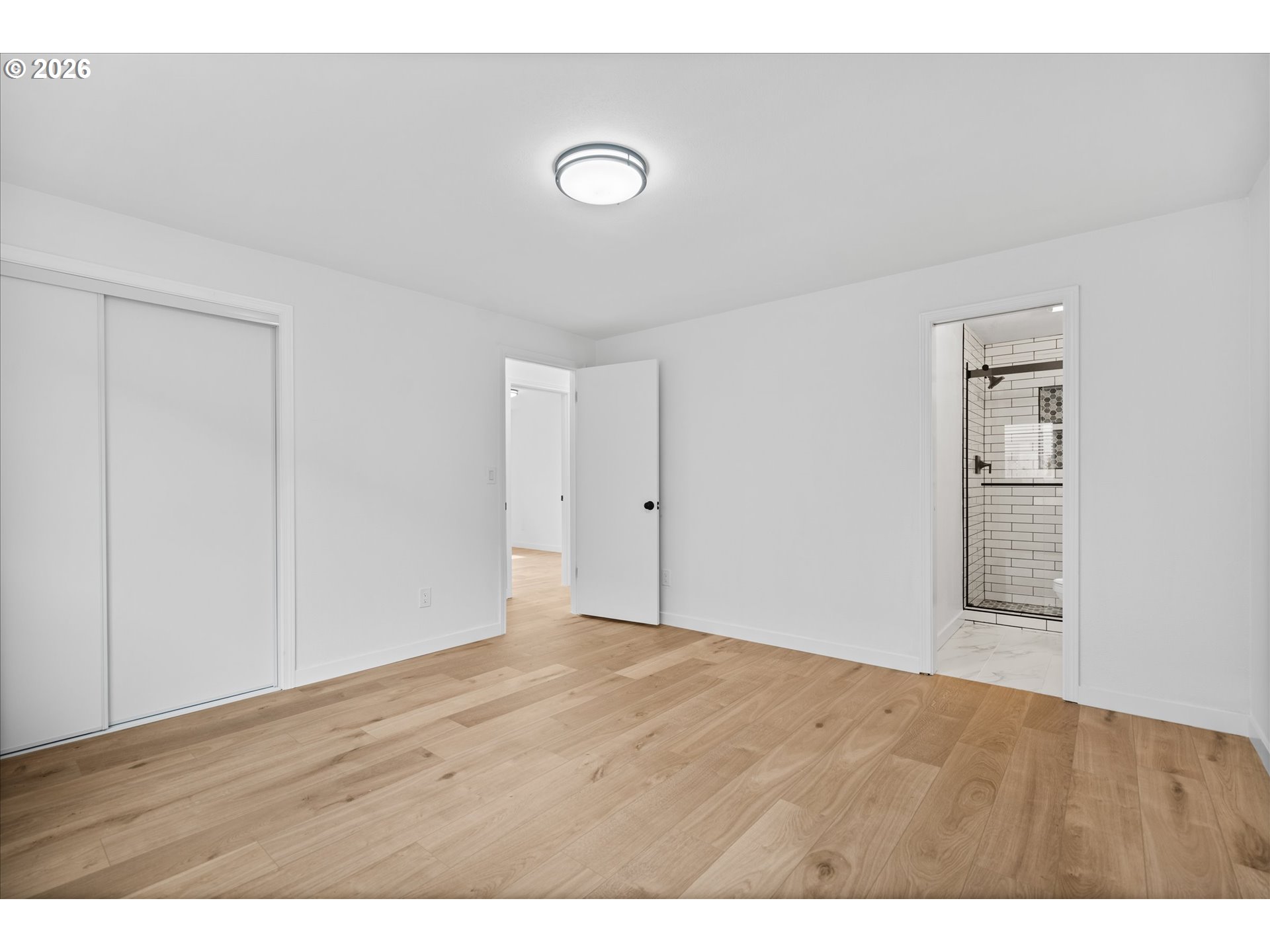 602 South Vermont Street Portland, OR 97219 - Photo 16 of 46 a view of an empty room