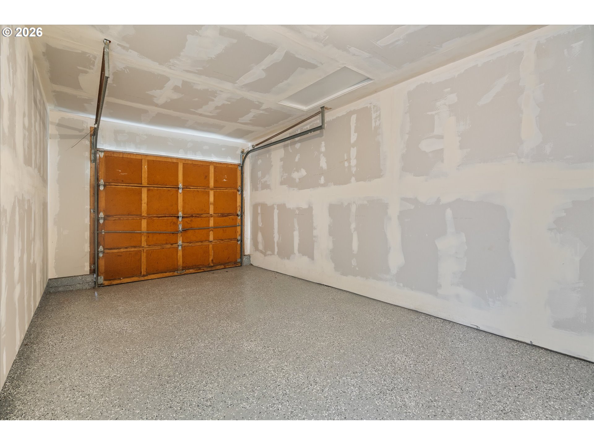 602 South Vermont Street Portland, OR 97219 - Photo 35 of 46 a view of an empty room