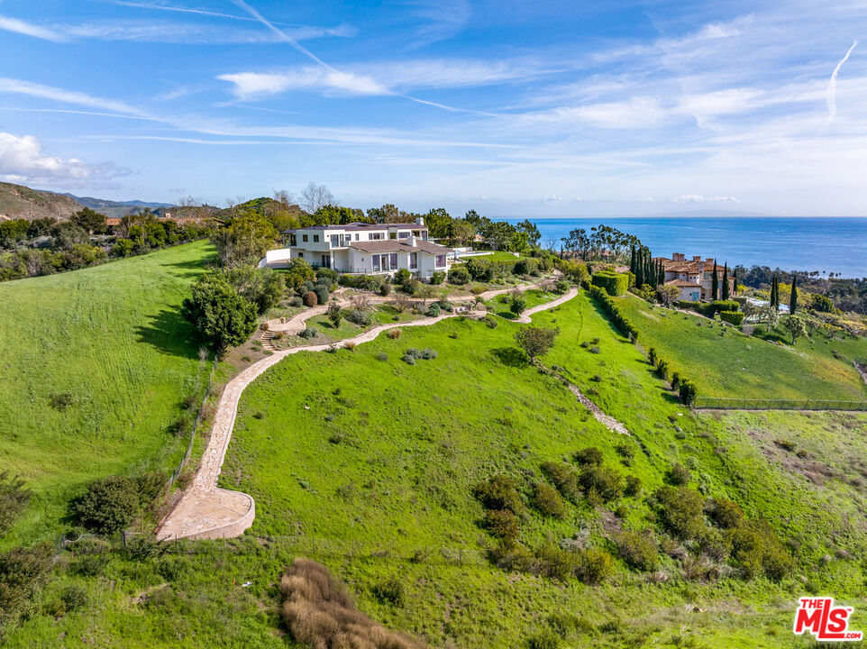27445 Winding Way Malibu, CA 90265 - Photo 23 of 59