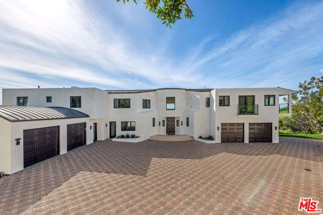 27445 Winding Way Malibu, CA 90265 - Photo 5 of 59