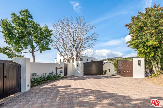 $50,000 | 27445 Winding Way, Malibu, CA 90265