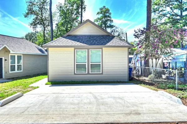 $1,450 | 12091 Canal Street, Willis, TX 77318