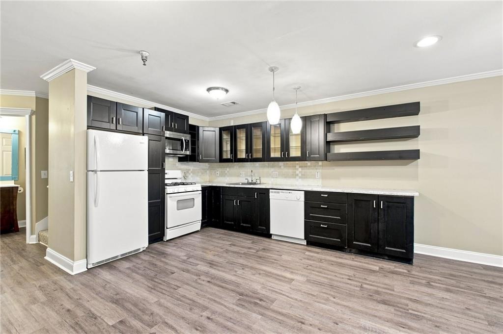 311 Brookside Way Canton, GA 30114 - Photo 13 of 34 Gallery Image 13