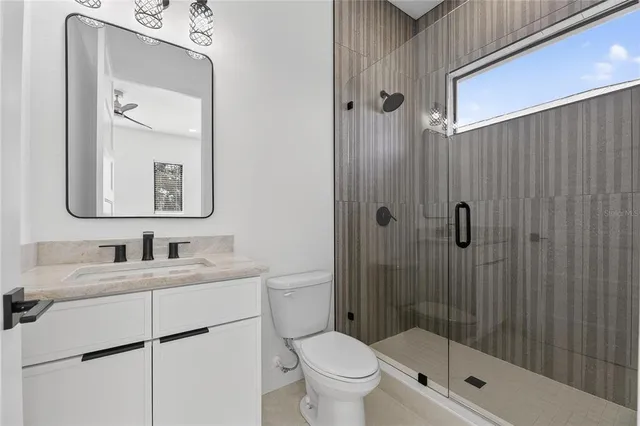 $1,500,000 | 2335 Oak Terrace, Sarasota, FL 34231