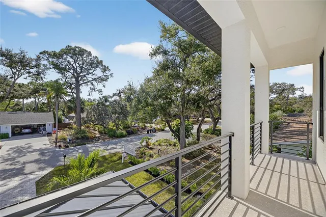 $1,500,000 | 2335 Oak Terrace, Sarasota, FL 34231