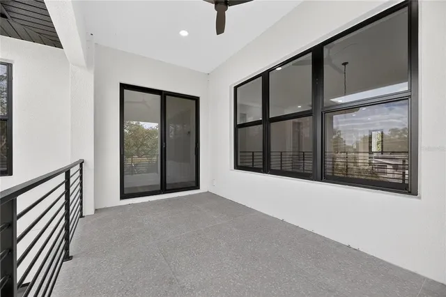 $1,500,000 | 2335 Oak Terrace, Sarasota, FL 34231