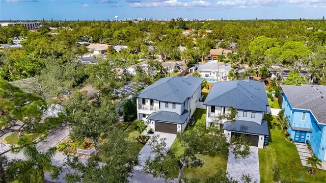 $1,500,000 | 2335 Oak Terrace, Sarasota, FL 34231