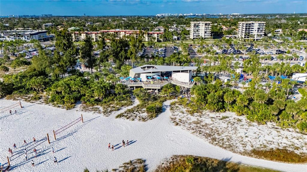 2335 Oak Terrace Sarasota, FL 34231 - Photo 80 of 83